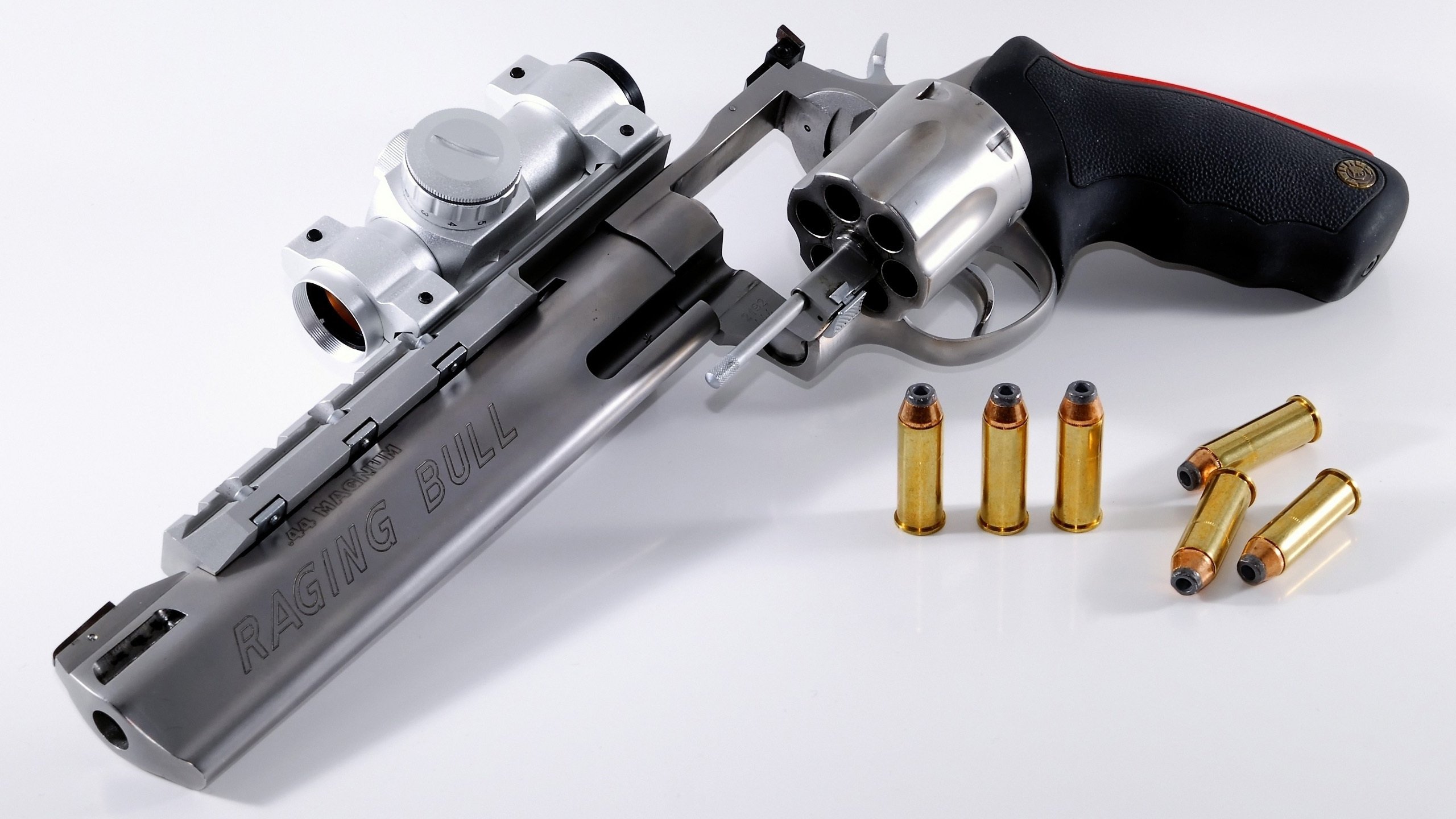 北京鸭险胜北控季后赛领先形势明朗，北京鸭队球员名单