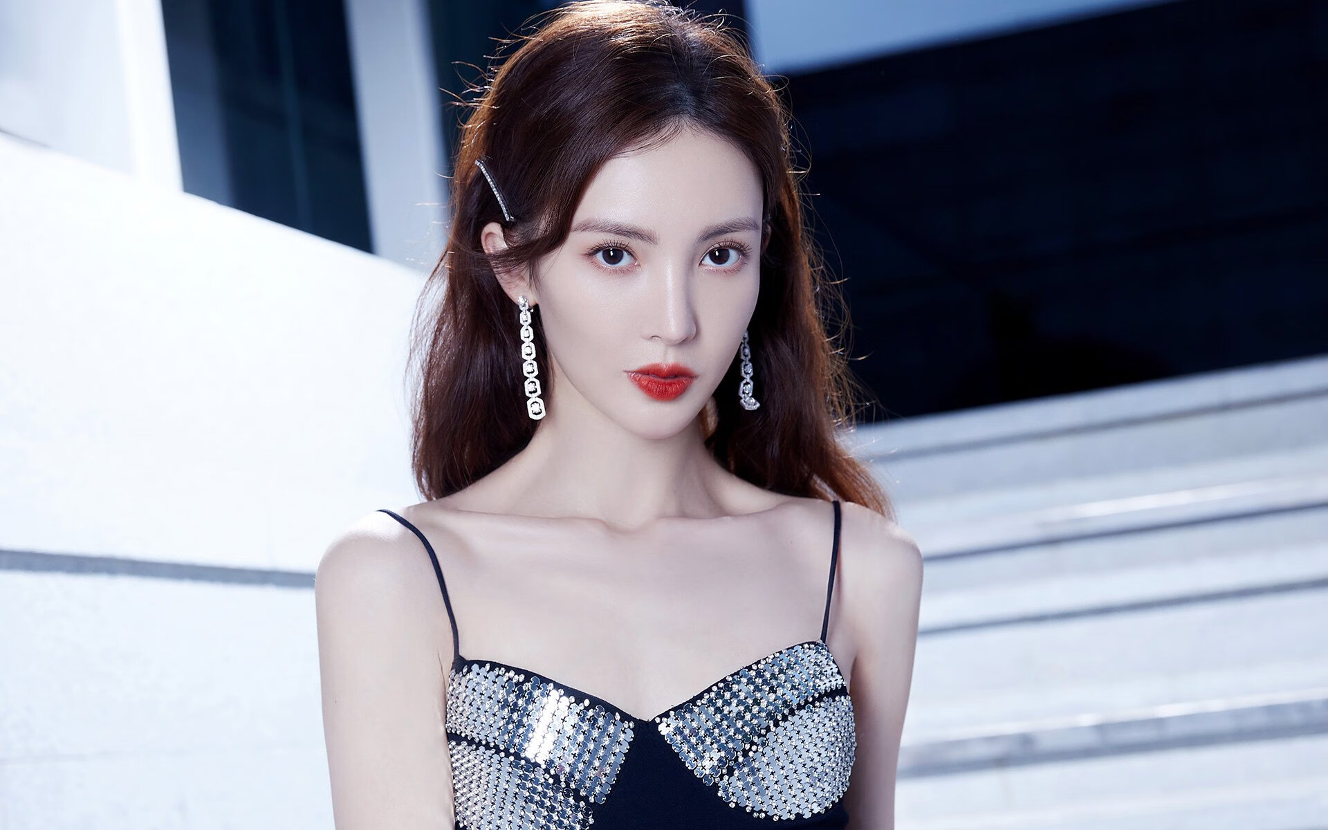 足球运动在全球范围内影响力持续扩大，足球运动在全世界很受欢迎