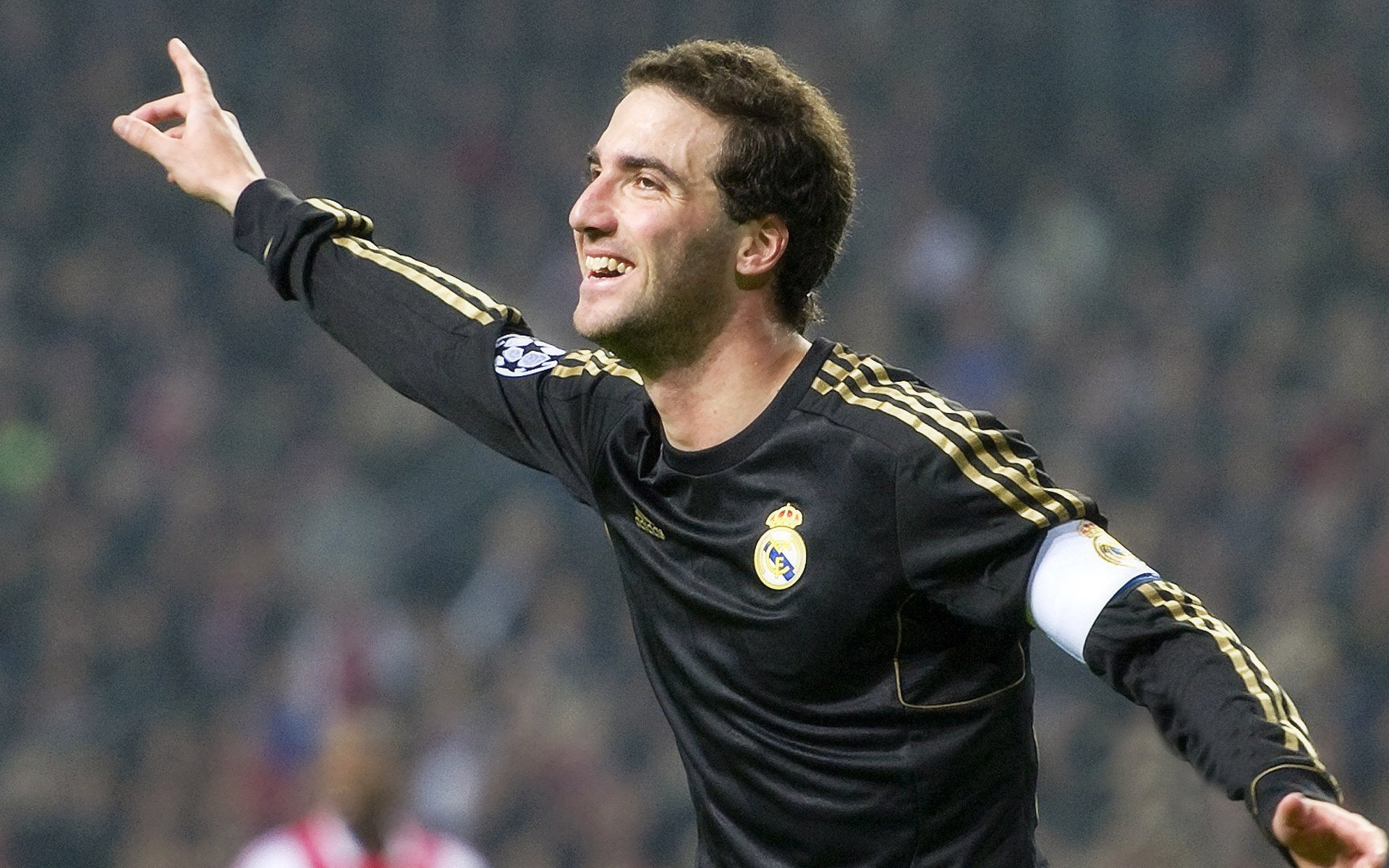 成功的背后:团队协作和战术执行的秘密,成功是团队协作结果