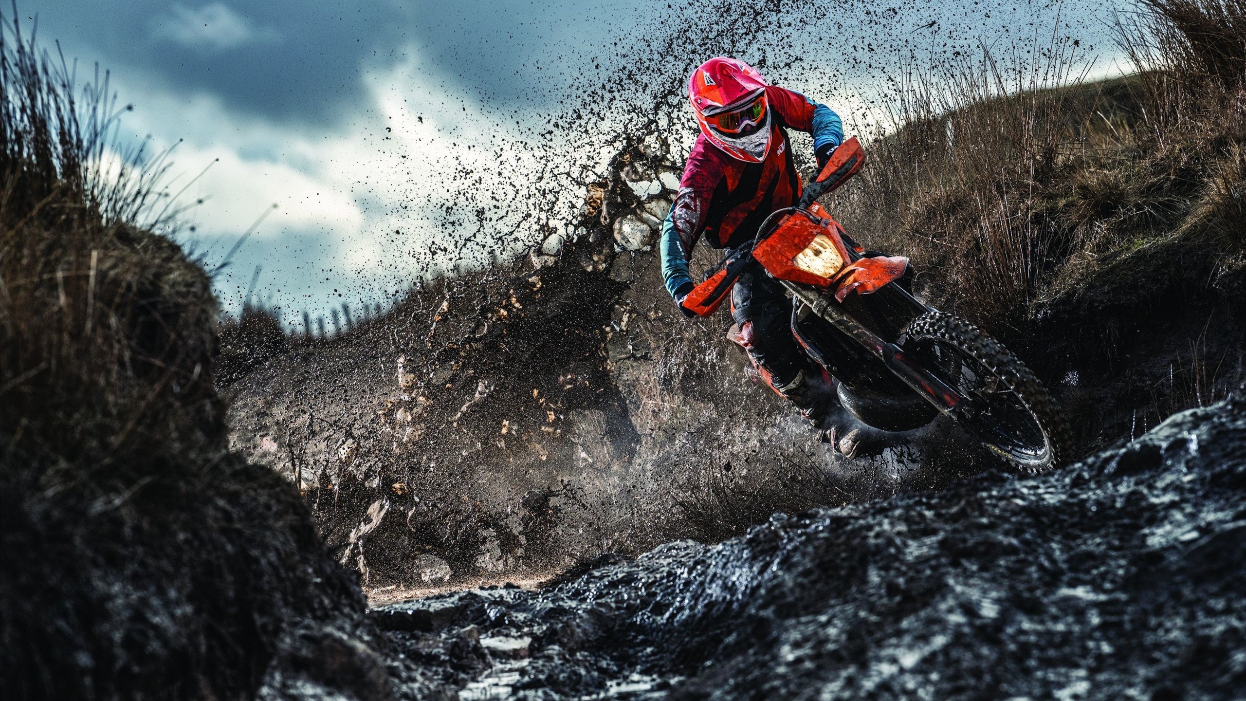 赛前热身：运动员的专业准备过程揭秘，运动员做哪些赛前准备